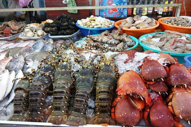 Khám phá những khu chợ hải sản nổi tiếng ở thành phố Đà Nẵng